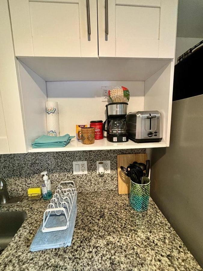 Nice 2 Twin Bedroom - Best Central Location In Miami - Luggage Storage, Parking And Laundry For Free!!!! Eksteriør billede
