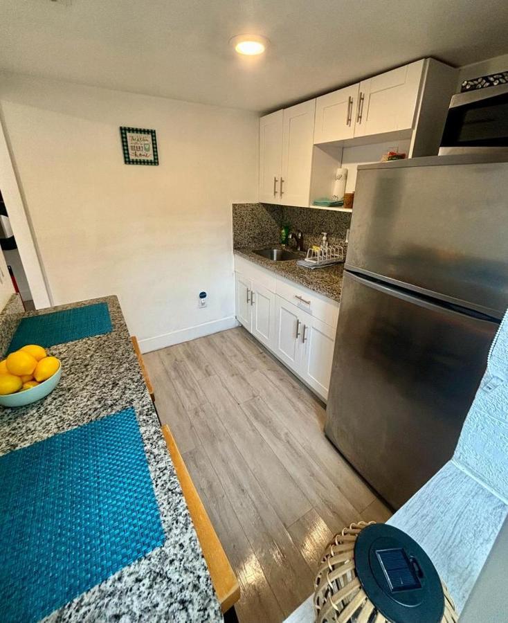 Nice 2 Twin Bedroom - Best Central Location In Miami - Luggage Storage, Parking And Laundry For Free!!!! Eksteriør billede